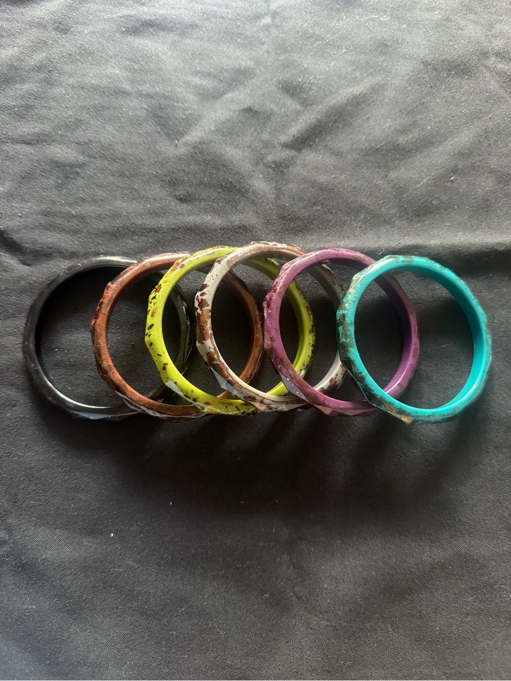 Multicolor Women's Bangle Bracelet Set - Mixed metallic detail